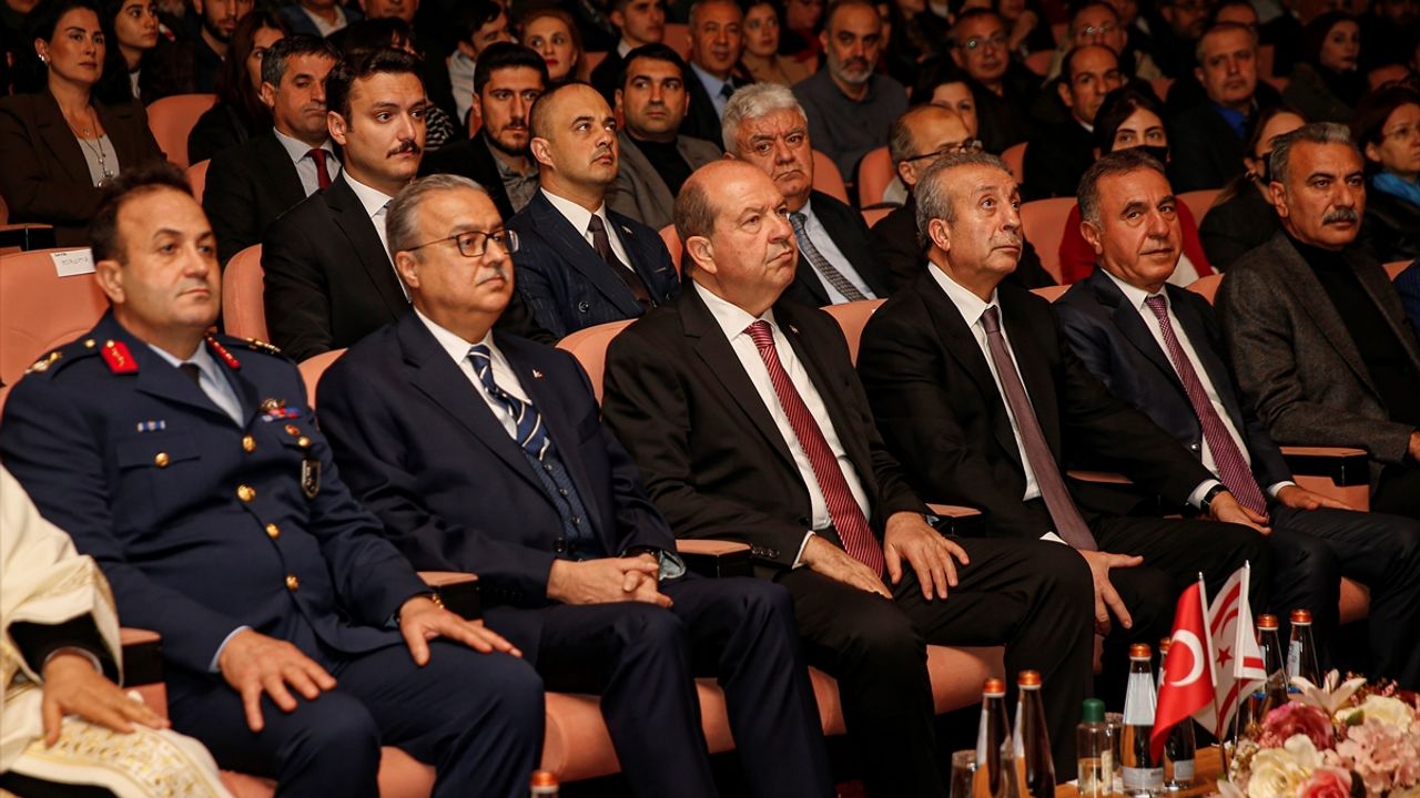 DİYARBAKIR - KKTC Cumhurbaşkanı Tatar, "Mavi Vatan ve Kıbrıs" konferansına katıldı
