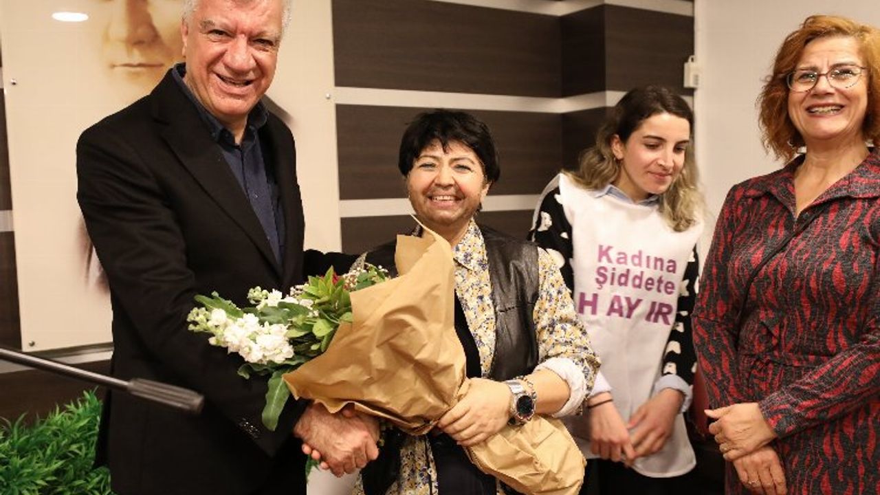 İzmir Narlıdere'de kadına şiddete karşı güç birliği